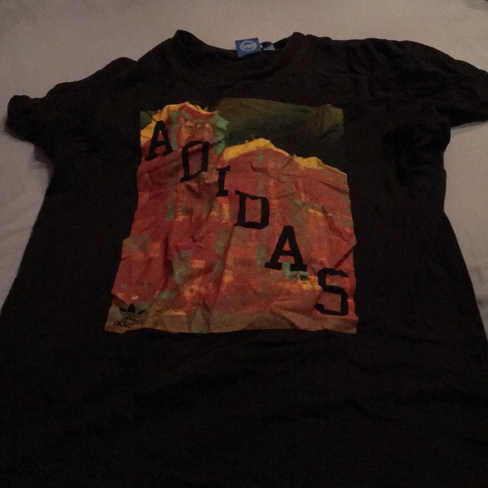 Adidas tee